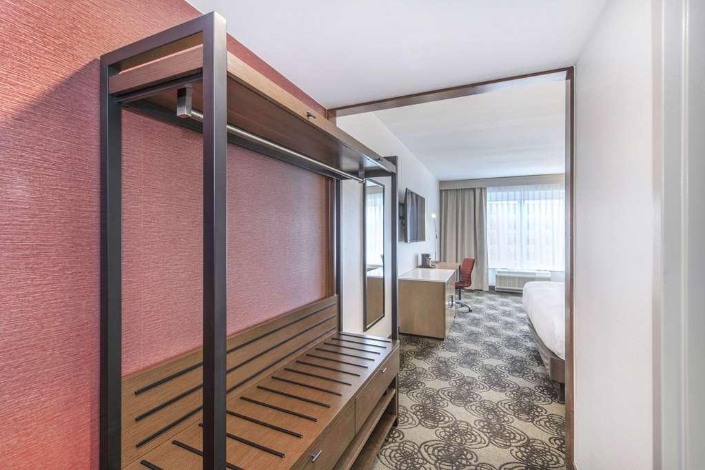 Doubletree By Hilton Raleigh-Cary Hotel Værelse billede