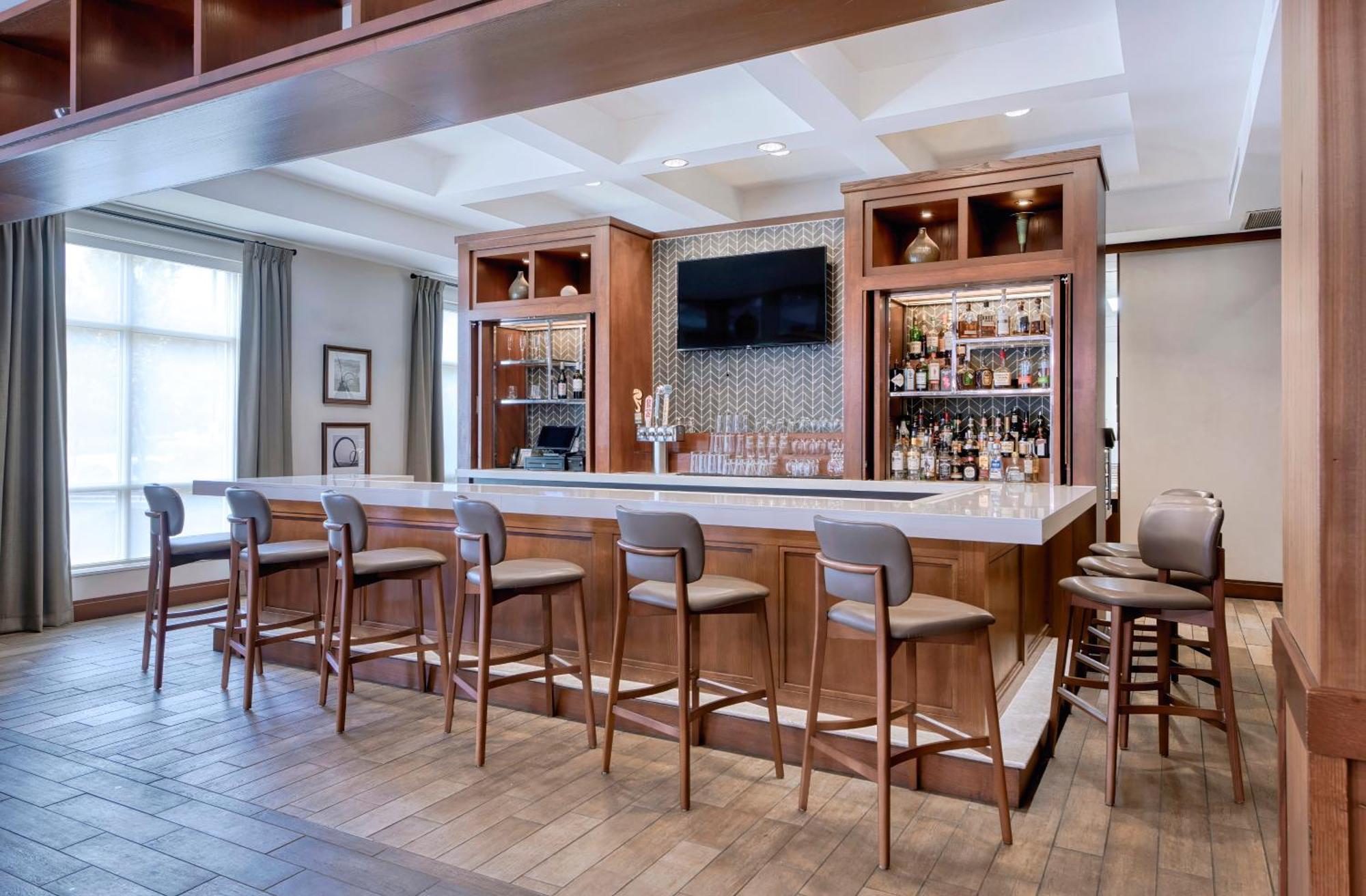Doubletree By Hilton Raleigh-Cary Hotel Eksteriør billede