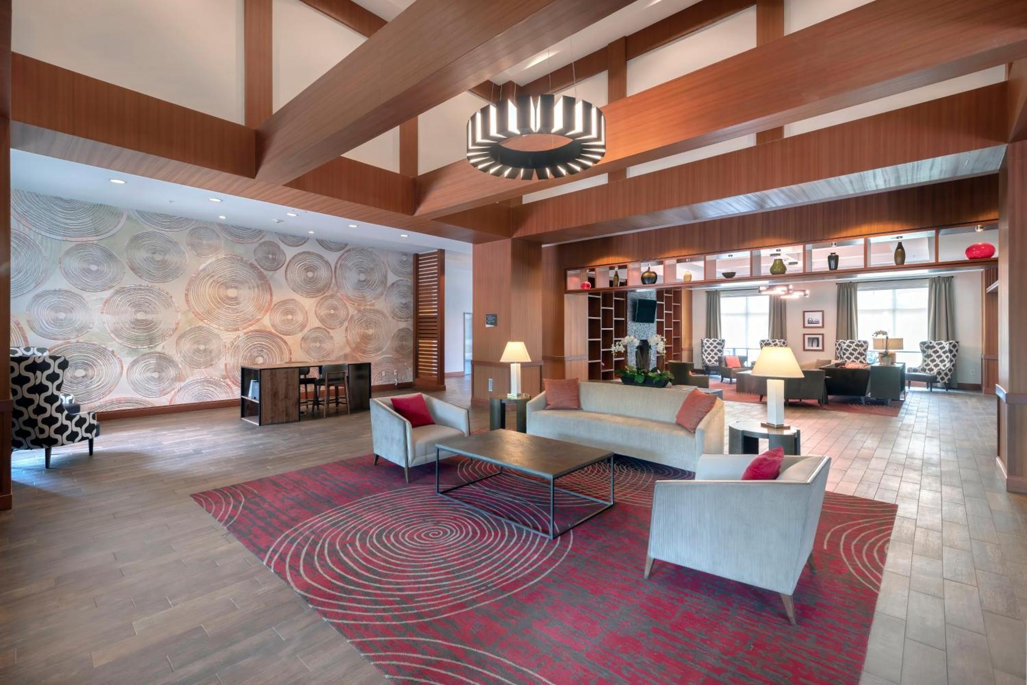 Doubletree By Hilton Raleigh-Cary Hotel Eksteriør billede